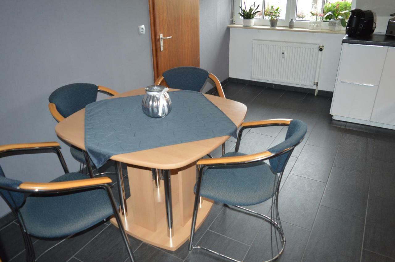 Ferienwohnung "Haus 10" Essen Exteriör bild